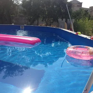  Hébergement de vacances White Home. Casa Relax, Piscina, Free Wi-fi & Posto Auto.